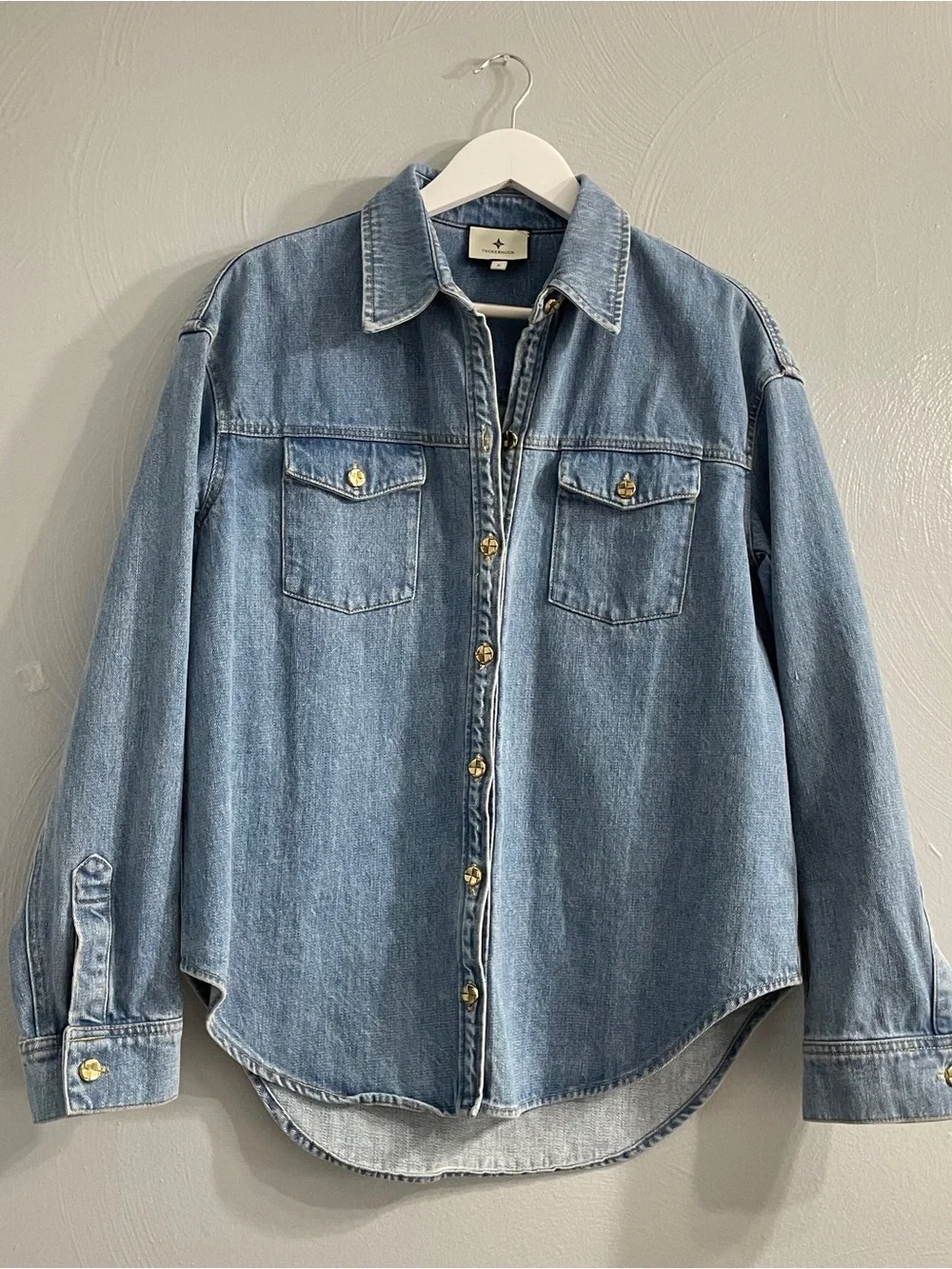 Tuckernuck Women’s Denim Shirt Jacket Chessy Shacket Size S